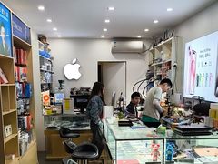 -修卜凡二手严选店·手机维修·回收租赁(川沙地铁站店)
