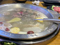 -皇牛鲜生·牛爱牛鲜牛肉自选火锅(晋吉北路店)