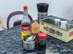 -燊意布拉肠云吞面(中山四路店)