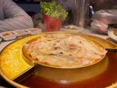 双层肥牛-猪啊牛呀羊啊铜盘烤肉(正大广场店)