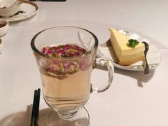 玫瑰花茶-翡翠小城·海鲜豆捞·广式点心(老佛爷店)