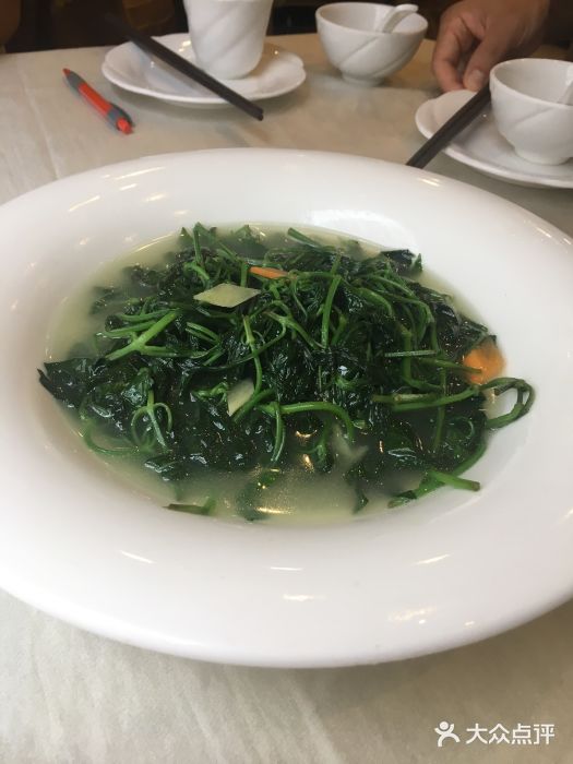 东江渔村(华农店)鸡汤浸绿线叶图片