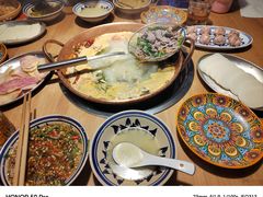 -洱火云南酸菜牛肉火锅(石景山当代商城店)