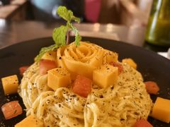 -Fresh Fruit Factory - Fruit Cuisine Restaurant