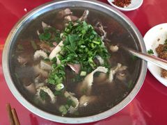 -谢老五跷脚牛肉·非遗传承店