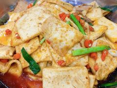 -湖南人家湘菜馆(镇江路店)