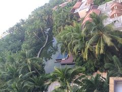 -三亚湾海居铂尔曼度假酒店