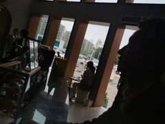 -HUG·拥抱咖啡(郑州宝龙广场店)