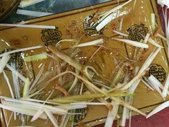 -乡土特色.冷锅鱼.牦牛肉汤锅