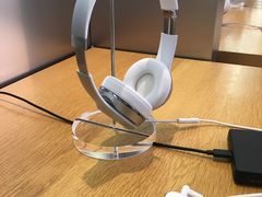 -Apple零售店(华贸购物中心店)
