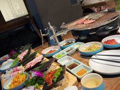 -明洞阿姨·韩式酱蟹烤肉·创意料理(三元桥店)