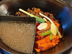 -渝井巷重庆老火锅(沈阳吉祥店)
