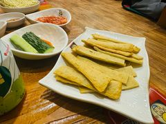 -喇喇排骨火锅·传统韩式脊骨汤(望京西园总店)