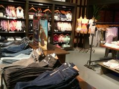 -Hollister(希慎广场店)