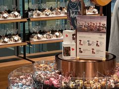 -Laderach 莱德拉(上海环贸iapm店)