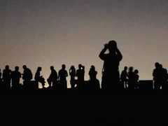 -鬼笑石后山停车场