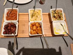 -Efes Turkish & Mediterranean Cuisine 艾菲斯餐厅(陆家嘴店)