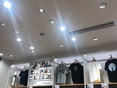 -优衣库(深圳万象天地旗舰店)