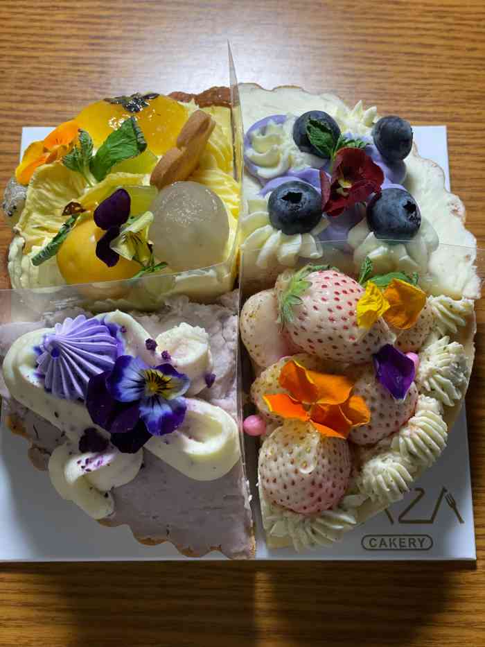 zaza cakery-"「芋泥麻薯盒子」买了一个小的,知道这家店.