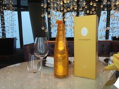 路易王妃水晶香槟-广州四季酒店·佰鲜汇·现代法餐