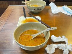 -亮亮面馆(经六路店)