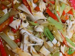 -先启半步颠小酒馆(常熟万达广场店)