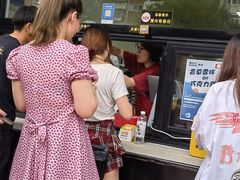 -帅小六刨冰·不一样的奶冰(总店)