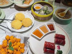 -蝴蝶里·粤菜·点心(滨江龙湖店)