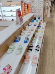 -孩子王(奥克斯广场店)