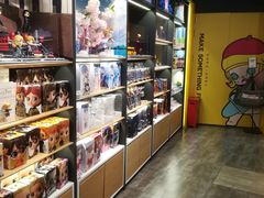 -泡泡玛特POPMART(上海环球港店)