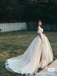 点击看大图 -Lady Jane高端婚纱礼服馆