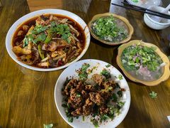 -小杨翘脚牛肉