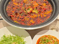 山城毛血旺-漢舍川菜馆(国贸商城店)