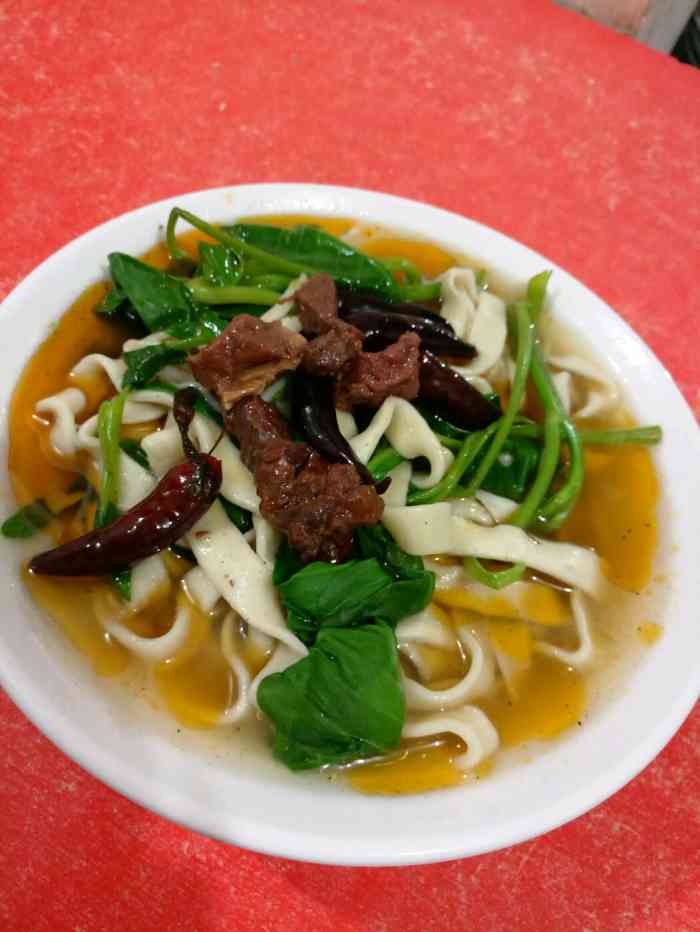 太和正宗牛肉板面-"昨天我和姐妹在太和板面吃面,面很劲道,凉.