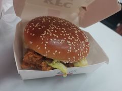香辣鸡腿堡ST-肯德基(东安路站店)