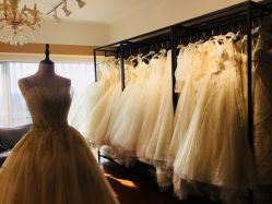 点击看大图 -拉瑞娜LaReine婚纱礼服高级定制