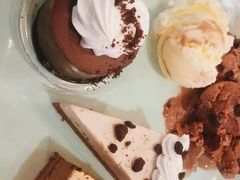 -九寸花汀海鲜烤肉自助(中东迪克店)