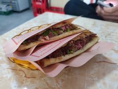 驴肉火烧-河间正宗驴肉火烧(听海居店)