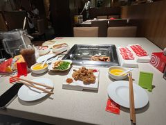 -海底捞火锅鲜切牛肉主题店(长寿路店)
