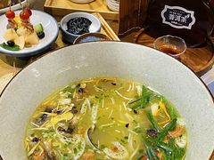 -芸南道·过桥米线(昆明老街旗舰店)