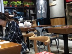 大堂-渝是乎川渝小炒(新世界百货望京店)