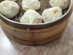 招牌鲜肉汤包-曼曼汤包(建国西路店)