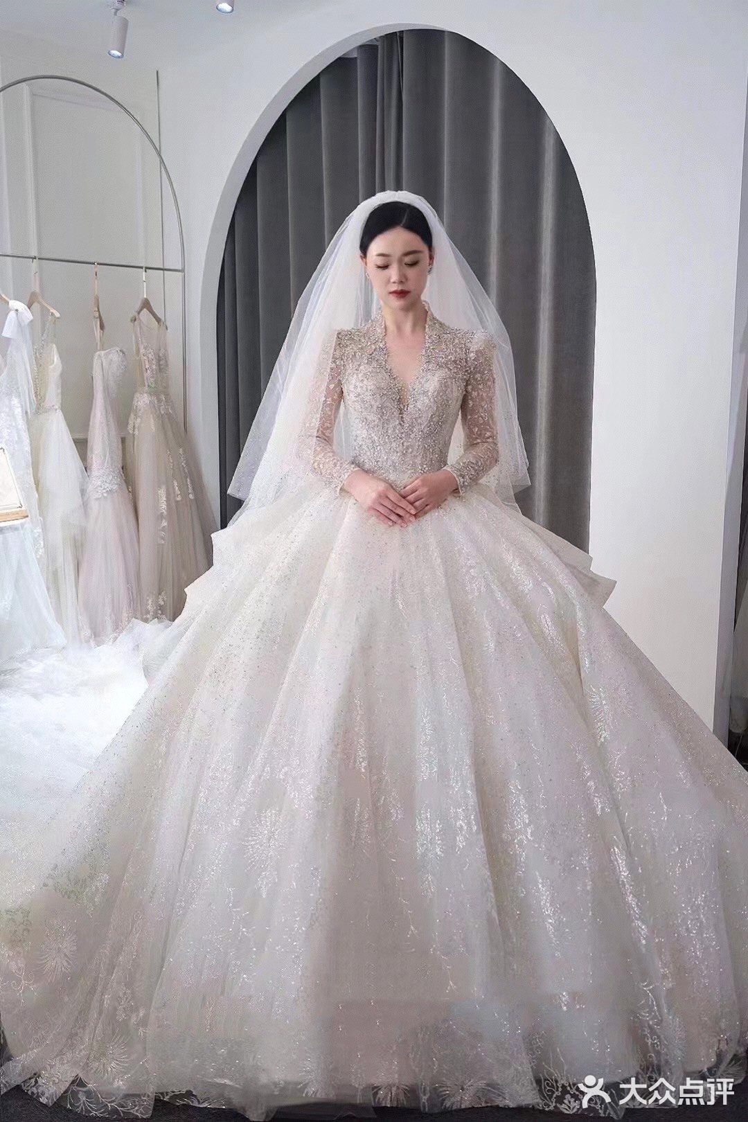 长袖大拖尾主纱👰🏼♀️