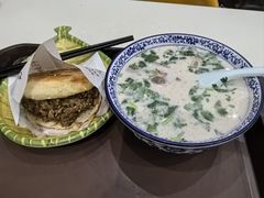 牛肉烧饼（多肉）-穆得·老周家牛肉烧饼(普利街店)