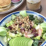 广州天环！露天餐位太chill 啦……