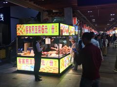 -东门小吃街