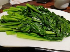 -蚝美人·生蚝海鲜烧烤(茶花园店)