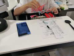 -肆兮眼镜·蔡司·徕卡战略合作店(大坪店)