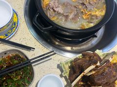 -九寨沟特色牦牛肉汤锅