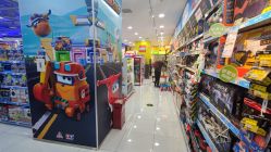 -玩具反斗城(正大广场店)